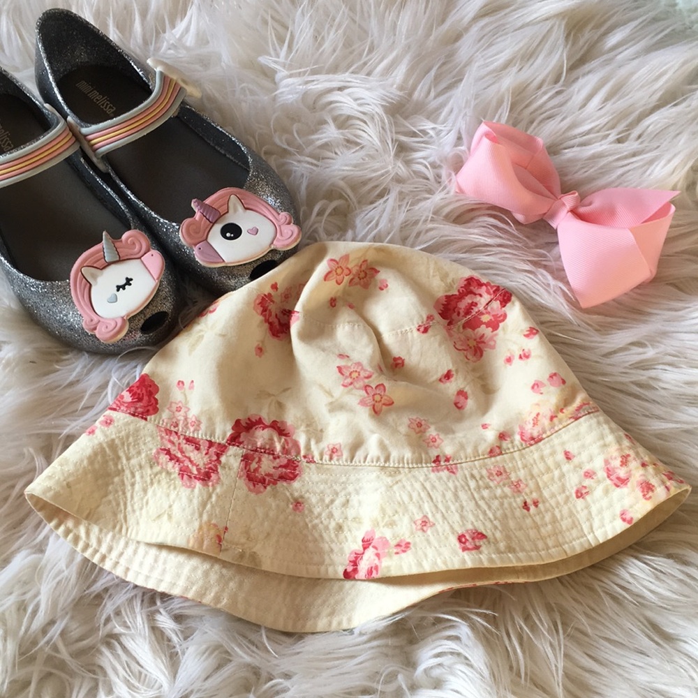 Floral GAP hat